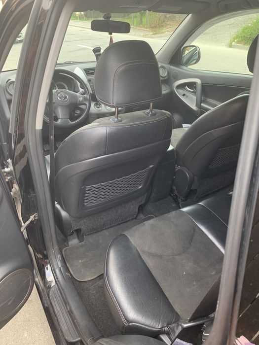 Vand totyota rav 4