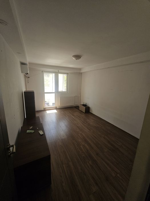 Vând apartament 2 camere decomandat, 42.4 mp – Drumul Taberei (Buclă) | Metrou la 3 min — fotografia 3