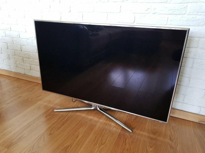Продам телевизор SAMSUNG UE46D8000