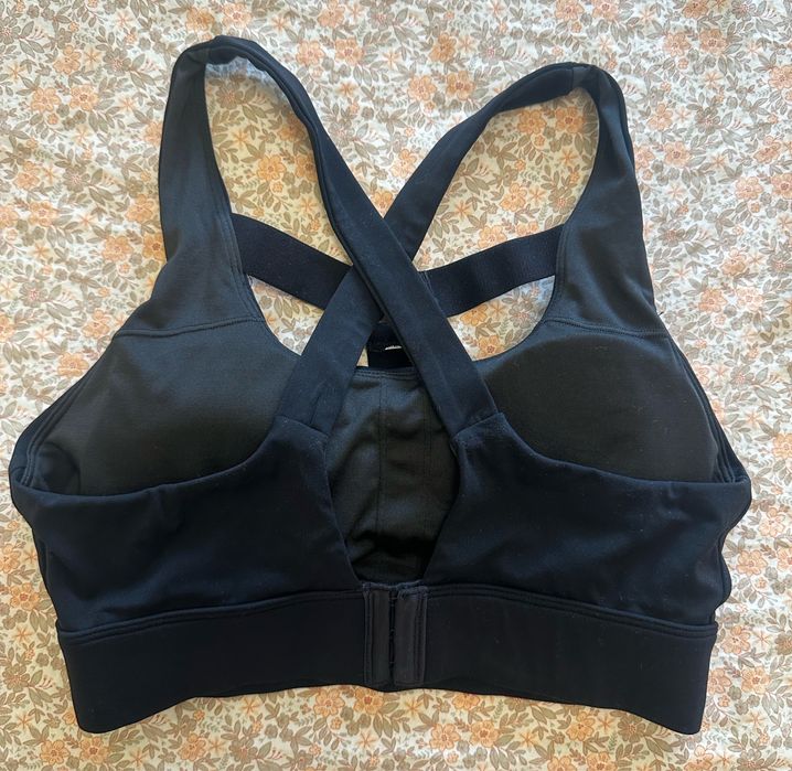 Блузки XS и S размери