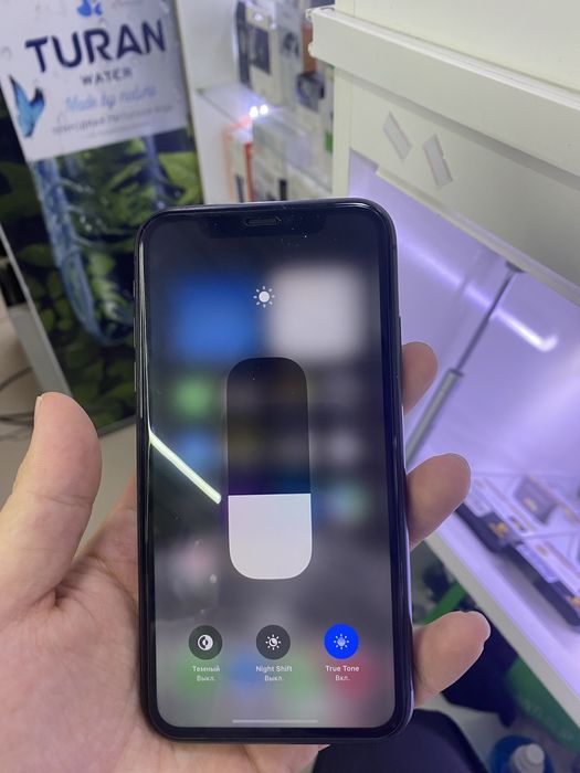 iPhone 11 в идеальном состоянии