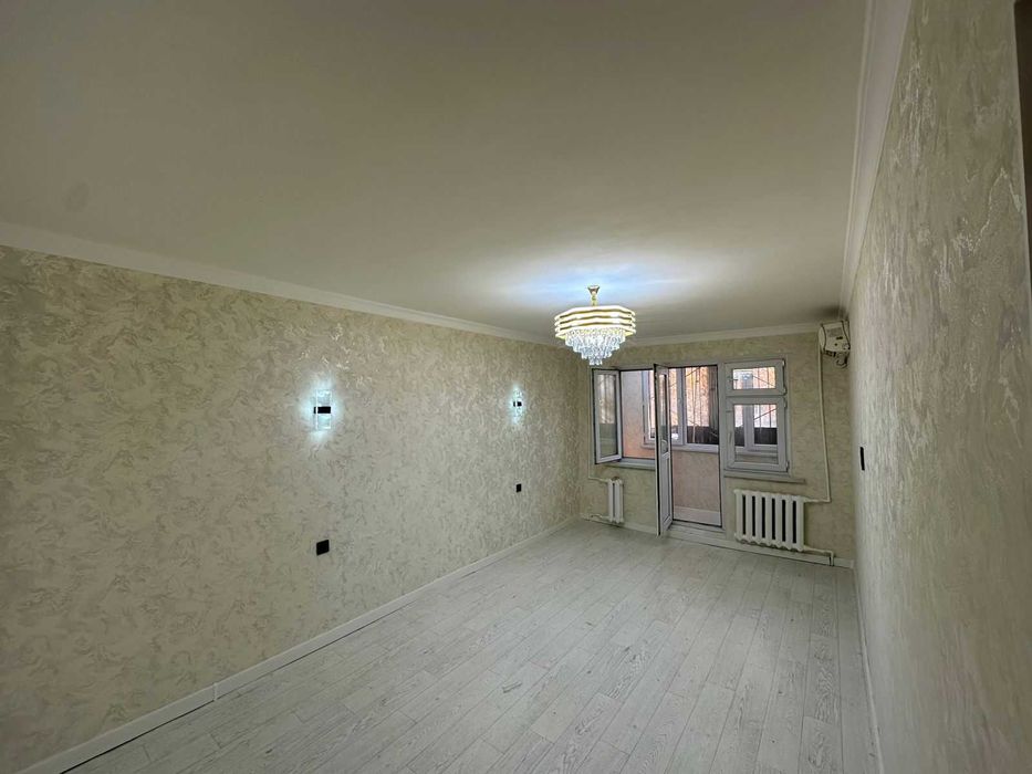 Продам 1-комнатную квартиру С ЕВРОРЕМОНТОМ в районе ОГОНЁК. Этаж: 2