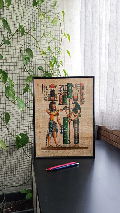 Papirus egiptean autentic — Hathor și Isis, Zeițele Divine - papirus înrămat