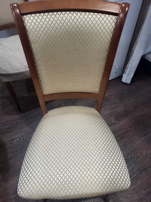 Продам стол Малайзия