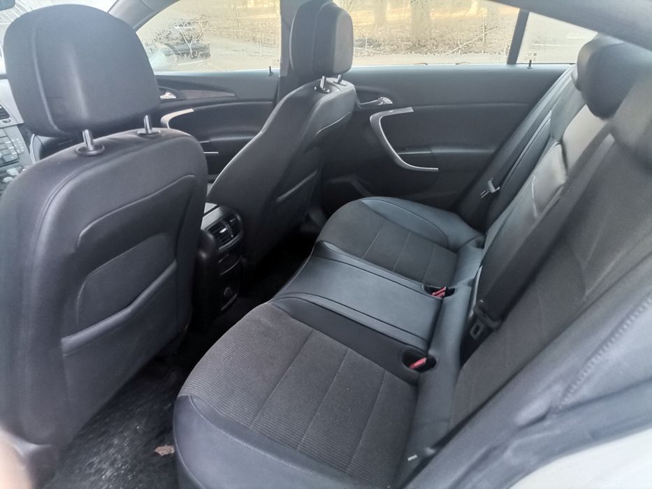 Open insignia 2.0 173коня седан