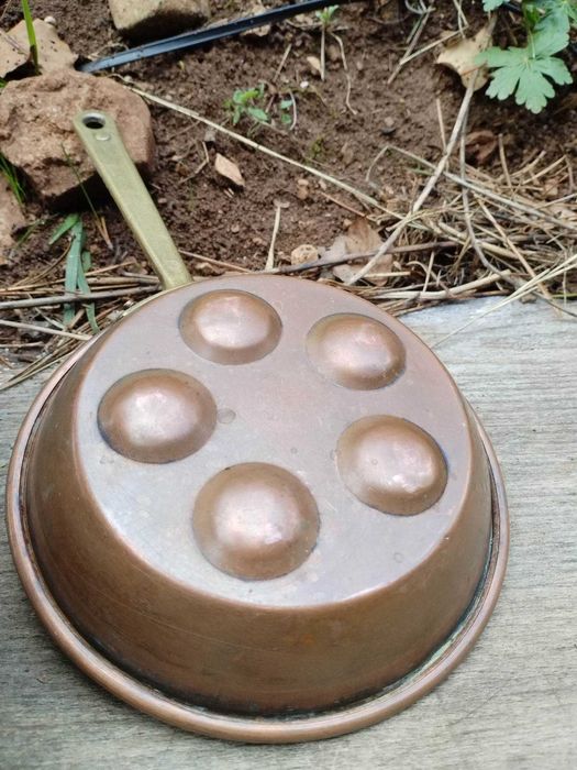 Стар меден тиган