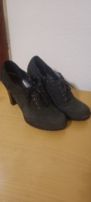 Отдам ботильоны размер 37