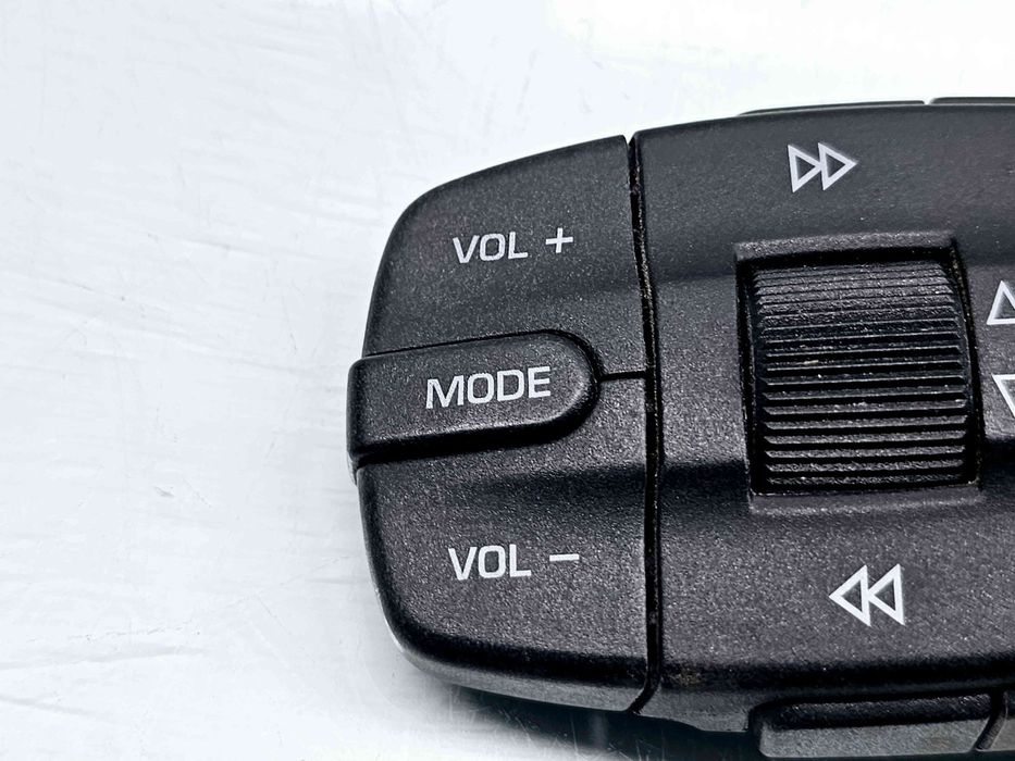 Comenzi volan Seat Ibiza 5 (6J5) [Fabr 2008-2017] 6J0959441