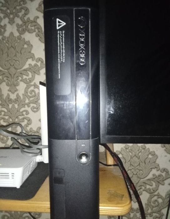 Xbox 360 хорошие состояние