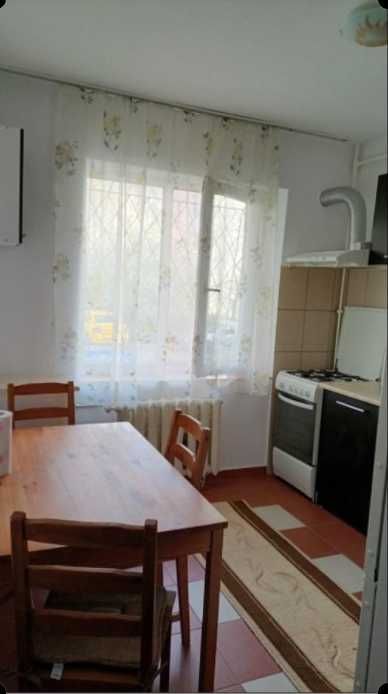 Inchiriez garnoniera comfort 1 in zona Ozana