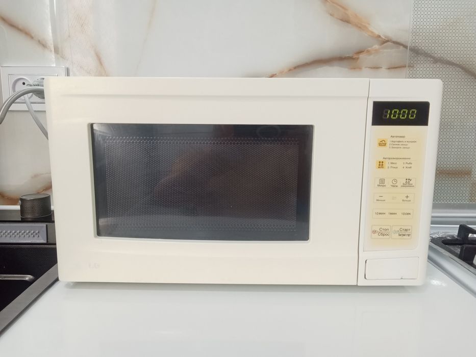Продам Микроволновая печь LG