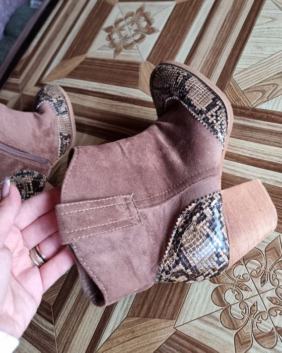 Ghete dama animal print