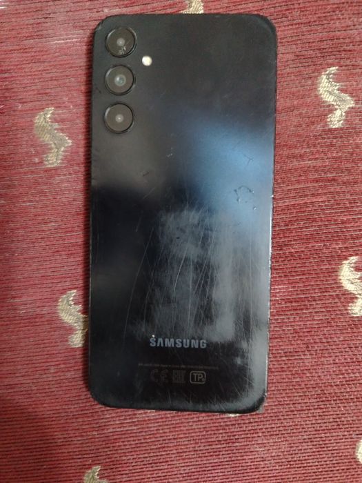 Продаетсья телефон