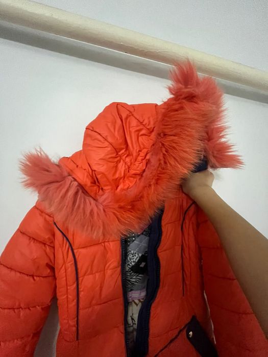 Қыстық куртқа сатылады