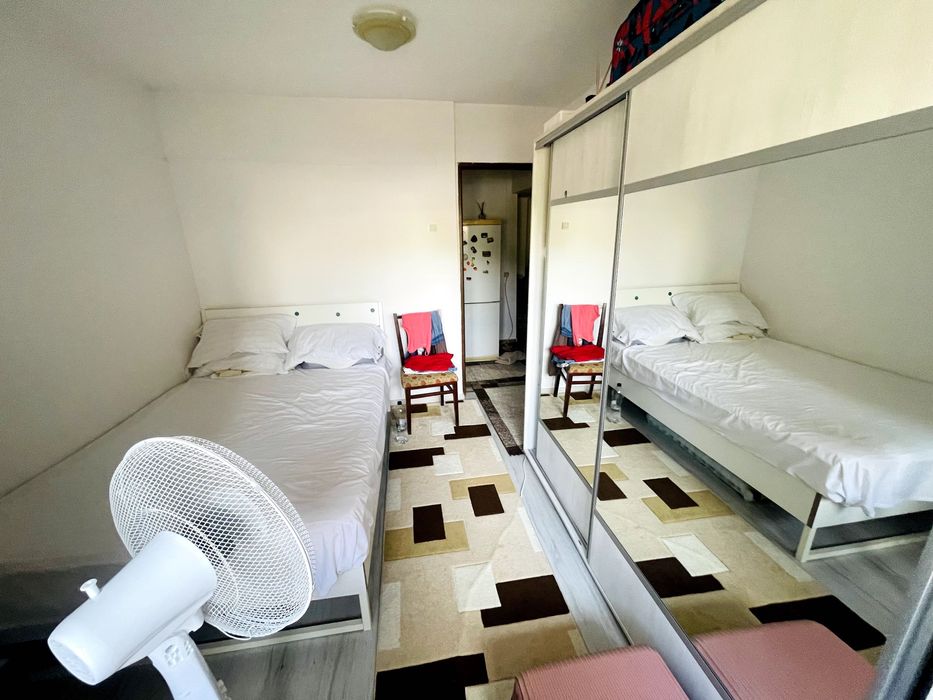 Inchiriez 2 camere cămin