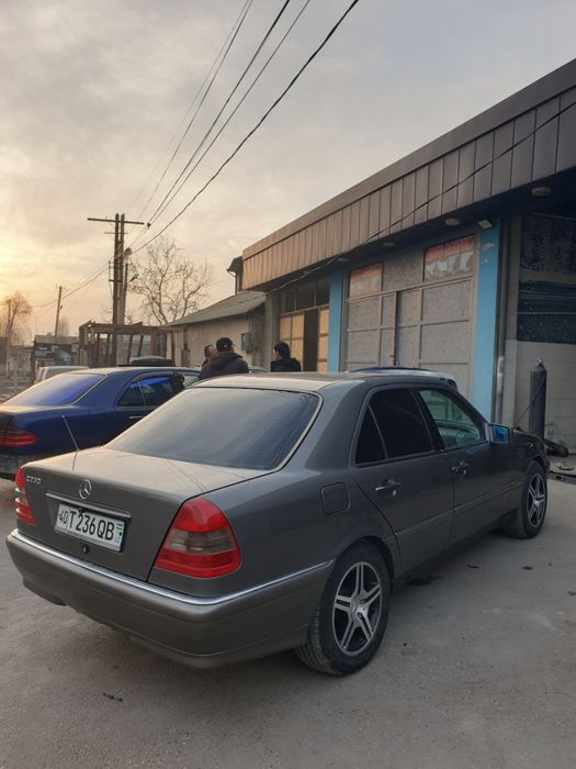 Mercedes W202 C230