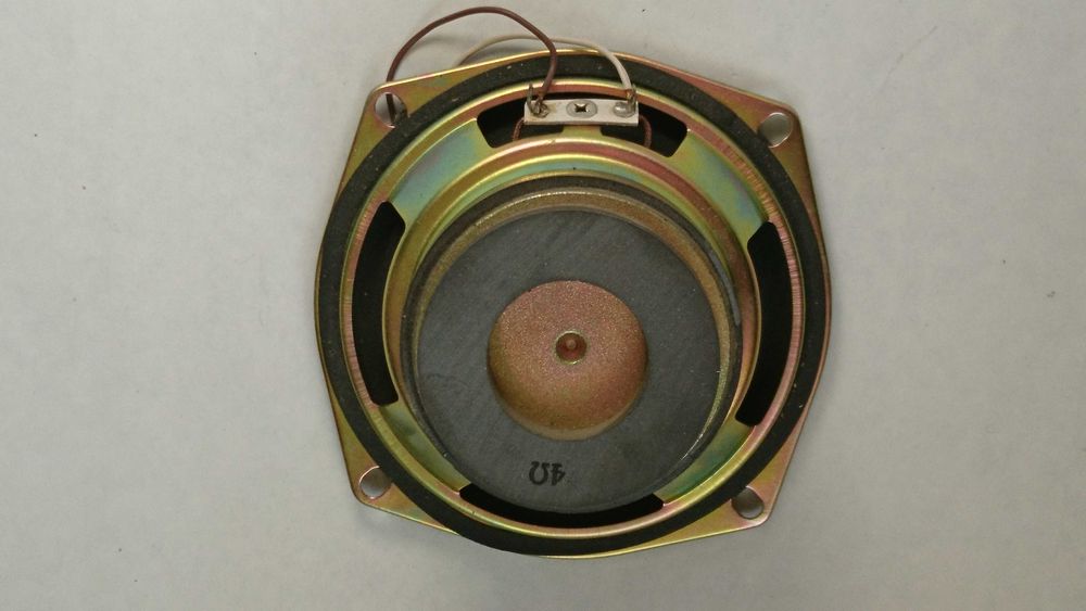 продам динамик для сабвуфера 4ом