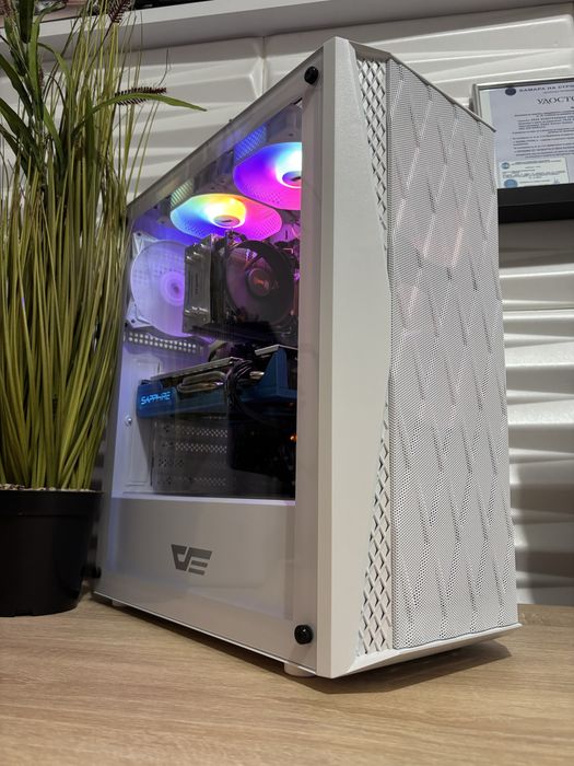 Геймърски компютър Intel i5 7500/RX580 8GB/16 Ram/512 ssd/550W