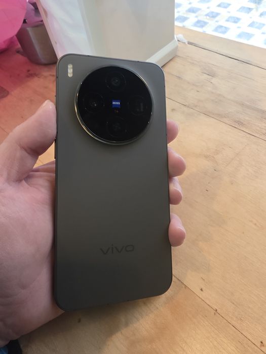 Vivo x300 16/512 global