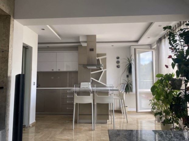 Дава се под наем Мезонет в София, Витоша - 100 кв.м за 836.4 € - Снимка #1