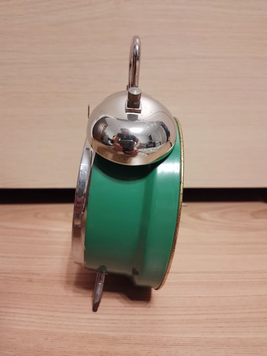 Ceas mecanic de masa Season functional cu alarma si secundar