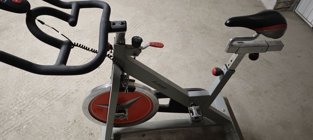 Спининг байк. Велоергометър.фитнес колело