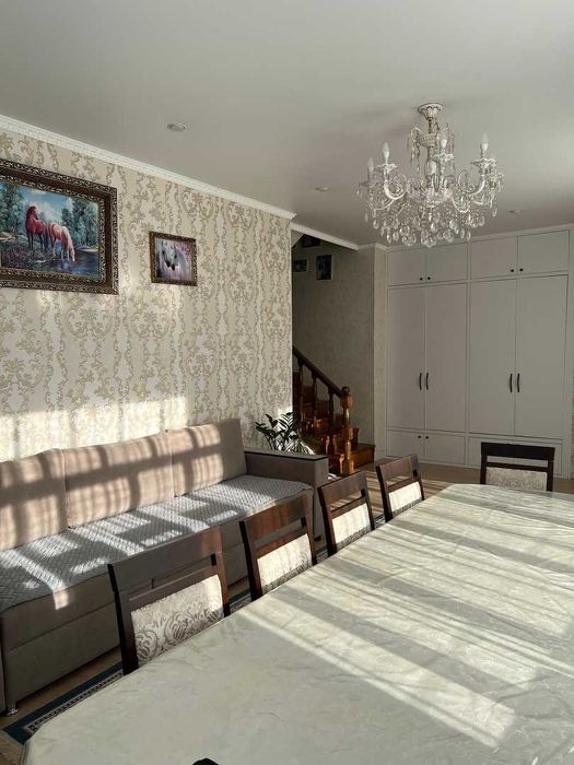 Продам  коттедж в Заречном.