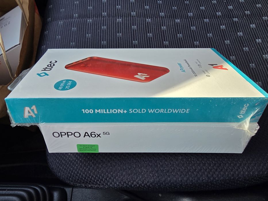 OPPO A6x 5G  + Външна батерия 10000 mAh