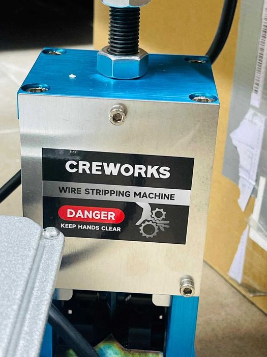 Masina electrica de dezizolat cabluri CREWORKS , 1, 5-25 mm