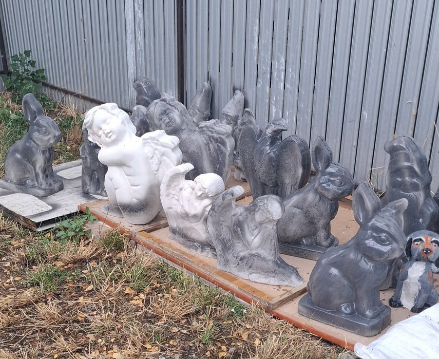 De vinzare decoratiuni gradina