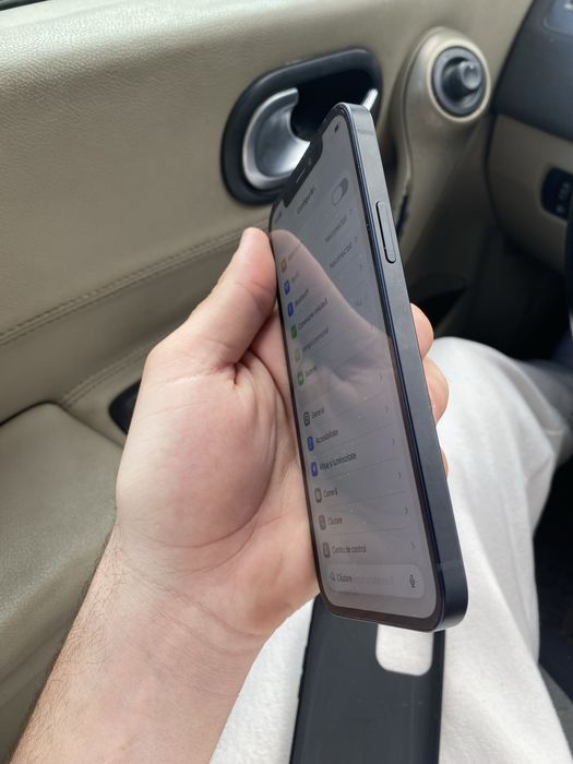 Iphone 12 , PRET 900lei , usor negociabil