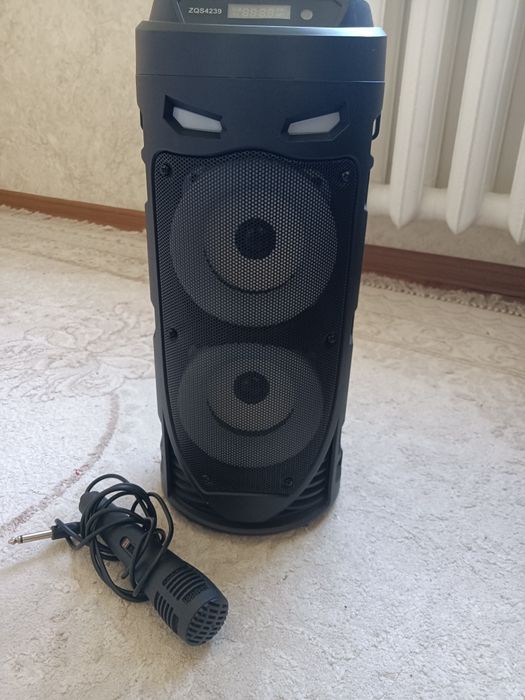 Буфер с микрофоном