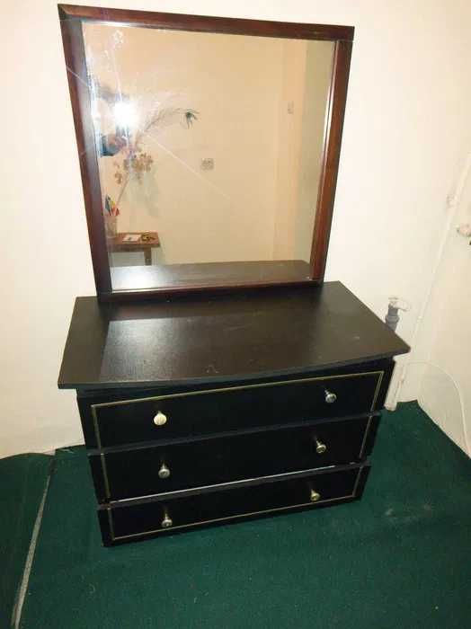 Vand set comoda tv cu oglinda separata, culoare neagra