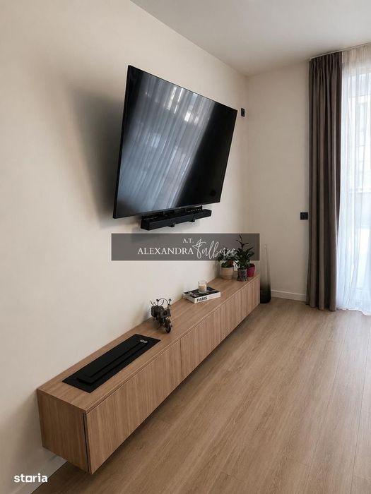 Apartament 3 camere, 2 bai, 75 mp, terasa 82 mp, garaj