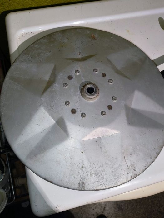 Пералня Горение.Ремъчна шайба с  втулка.