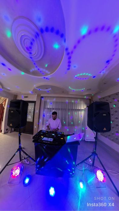 Vand Mackie srm 450 boxe makie meke active sunet rcf behringer 615D