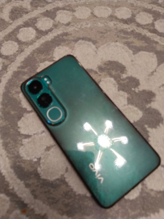 Vivo v40 lite 256