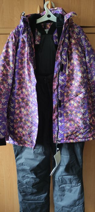 Горнолыжный костюм 54 размер