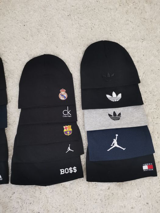 Fes Under Armour Caciula the North Face Fes Hugo Boss Fes Tommy Fes CK