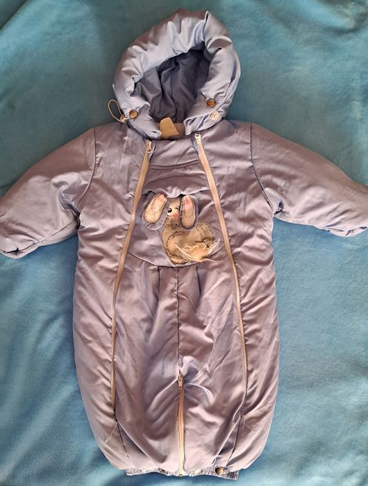 Продам детский комбинезон трансформер