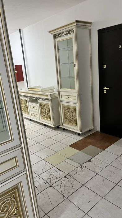 Горка, стенка для гостинной