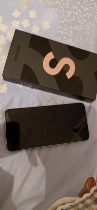 Срочно продам телефон Samsung s22+