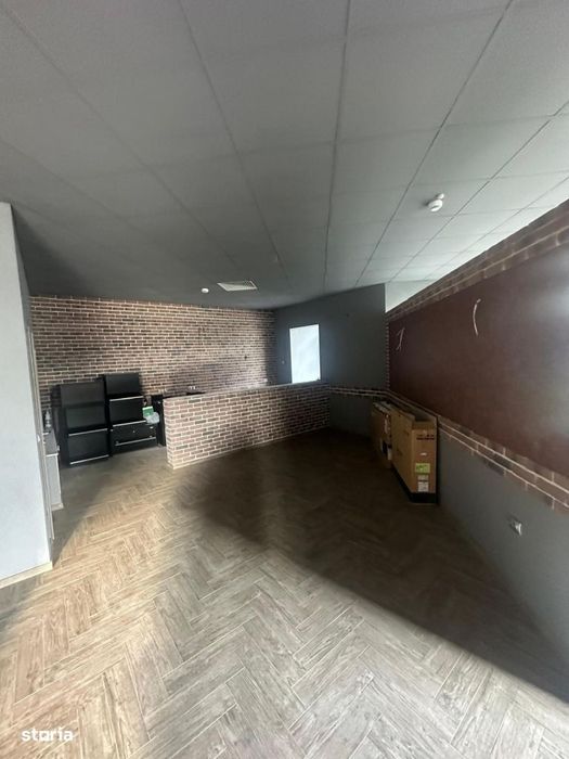 Spatiu comercial de inchiriat  ,98 mp , BMW