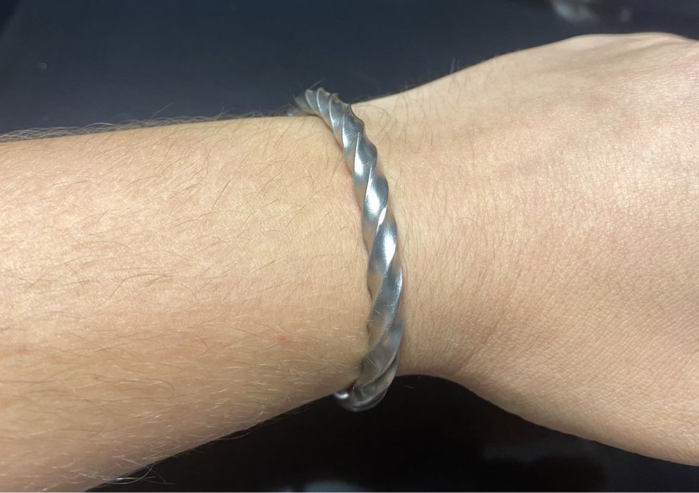 Bratara Twisted Cuff Titan