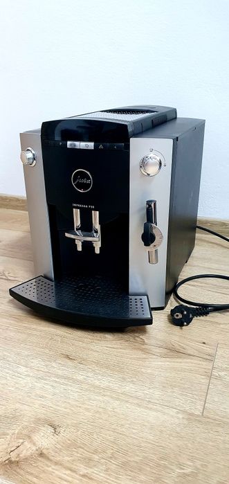 Aparat de Cafea Jura Impressa F50 functioneaza perfect