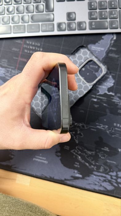 iPhone 16 PRO - husa aramida / kevlar inclusa.