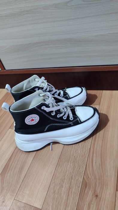 Кроссовка женский