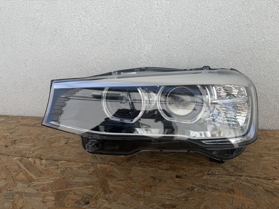 Far stanga BMW X3 X4 F25 F26 LCI Facelift Bi Xenon Adaptiv + Led