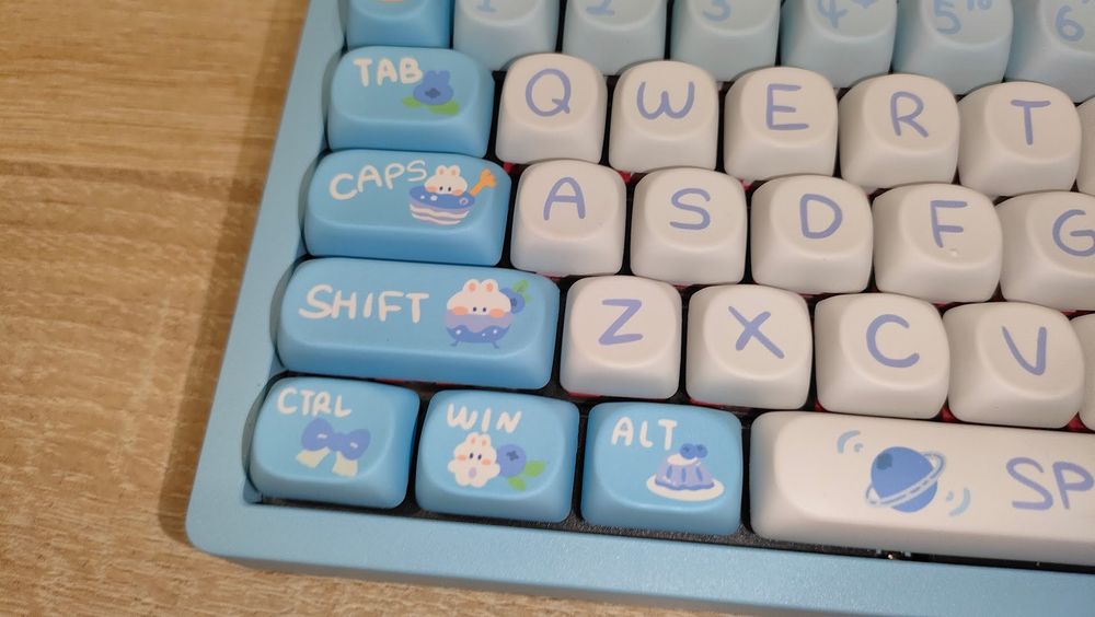 Leobog Hi75 spaceberry
