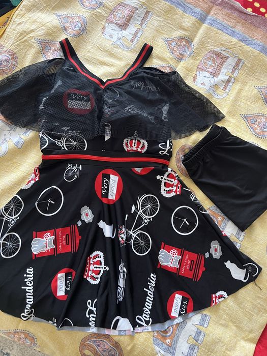 Продам купальники